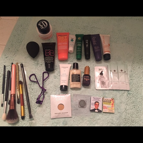 Make up bundle!